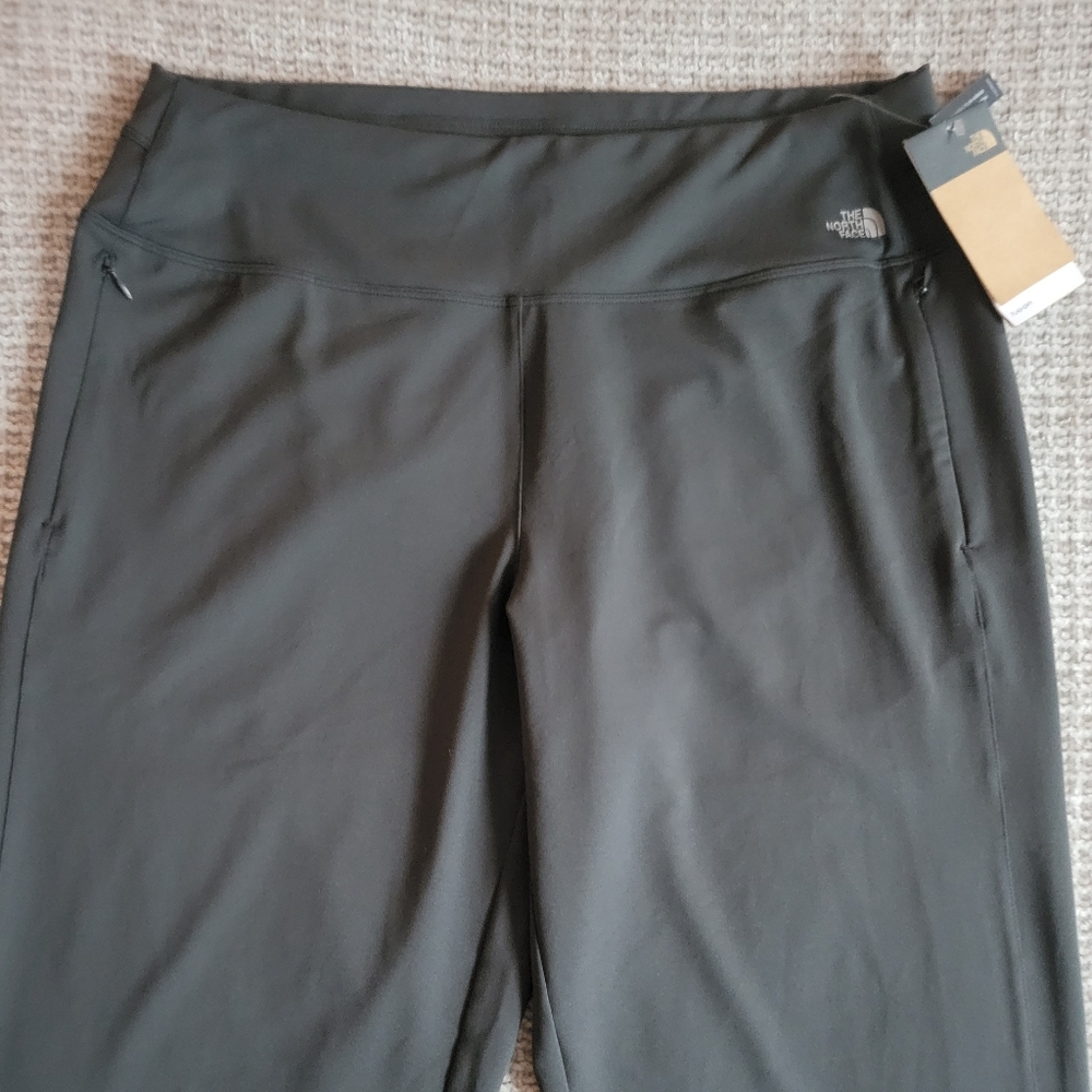 🏷 THE NORTH FACE LARGE - Picture 2 of 7